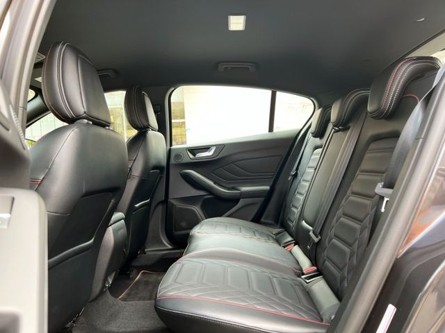 Ford/福特  Focus  第9張相片