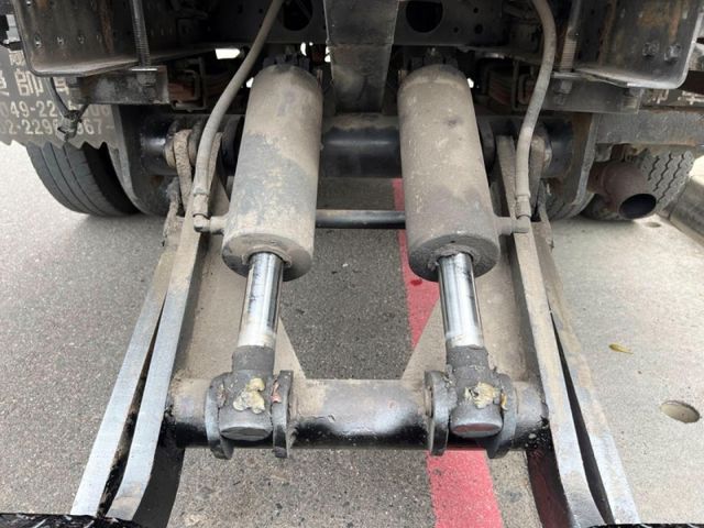 Mitsubishi  Canter  第8張相片