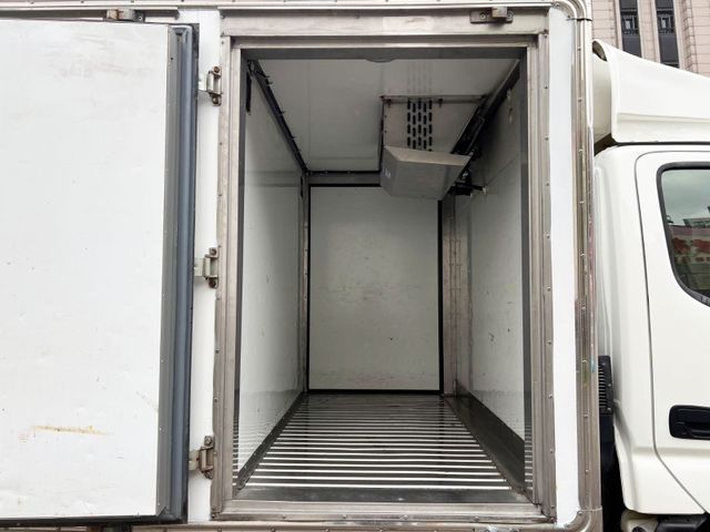 Hino  300  第6張相片
