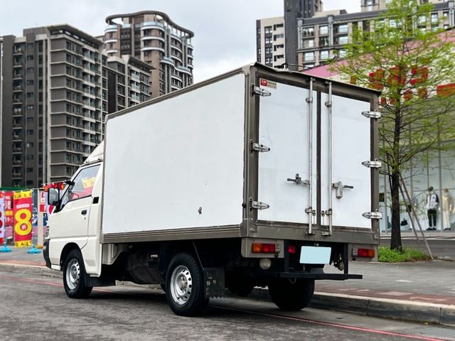 Mitsubishi  Delica  第4張相片