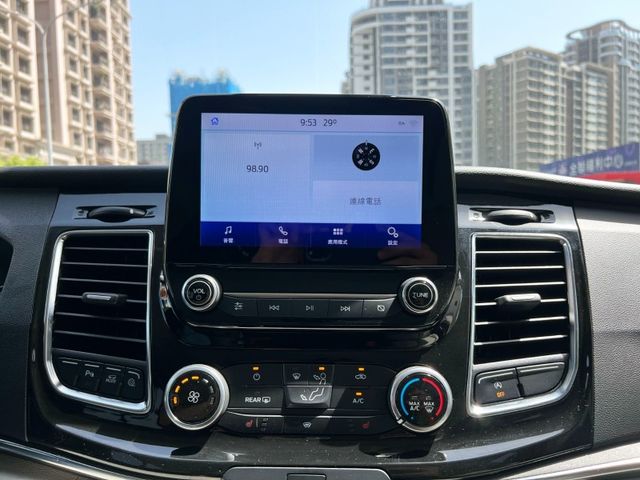 Ford/福特  Tourneo Custom  第14張相片