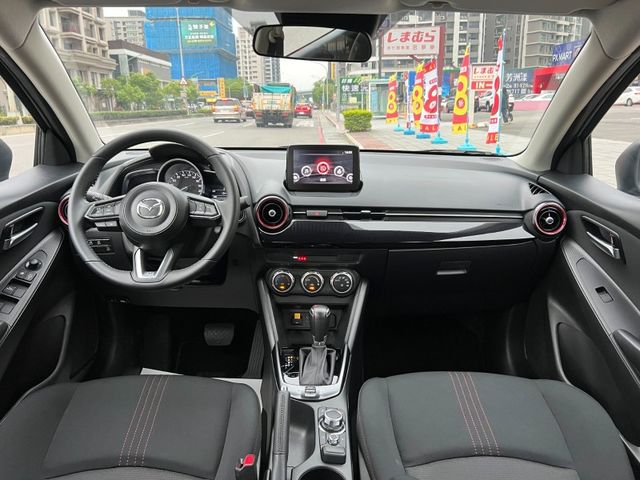 Mazda  Mazda2  第5張相片