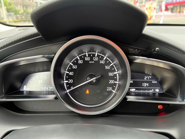 Mazda  Mazda2  第12張相片