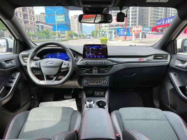 Ford/福特  Focus  第5張相片