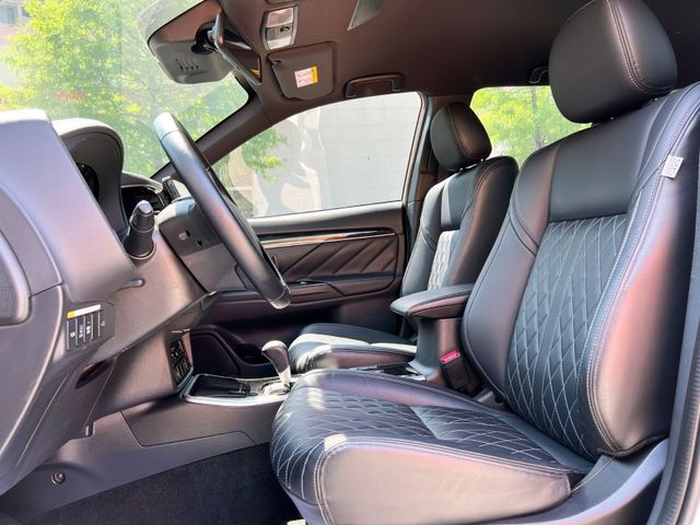 Mitsubishi  Outlander  第6張相片
