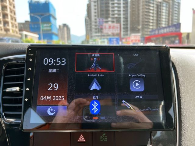 Mitsubishi  Outlander  第13張相片