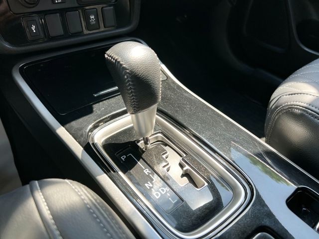Mitsubishi  Outlander  第14張相片