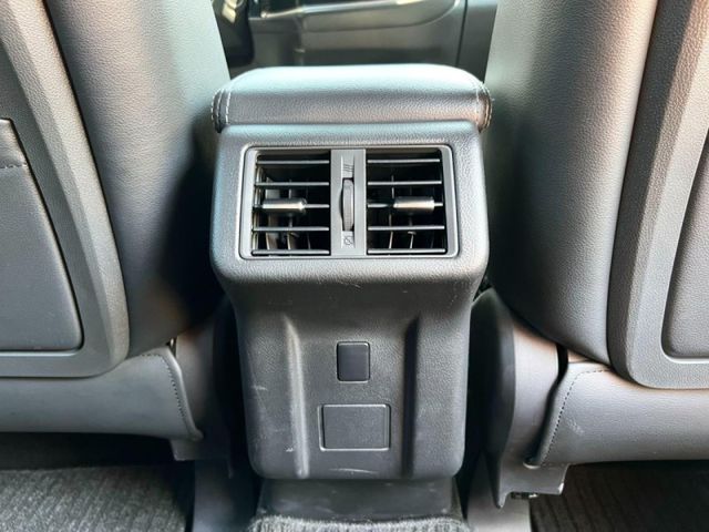 Mitsubishi  Outlander  第17張相片