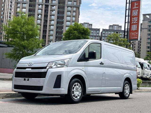 Toyota  Hiace  第1張相片