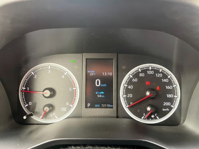 Toyota  Hiace  第10張相片