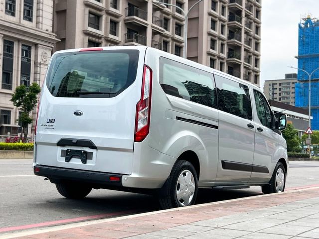 Ford/福特  Tourneo Custom  第3張相片