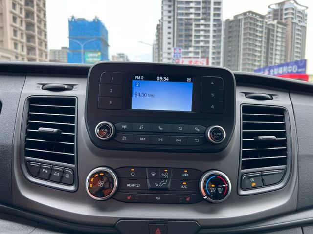 Ford/福特  Tourneo Custom  第13張相片