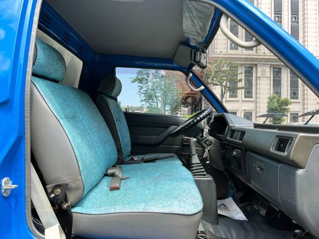 Mitsubishi  Delica  第9張相片