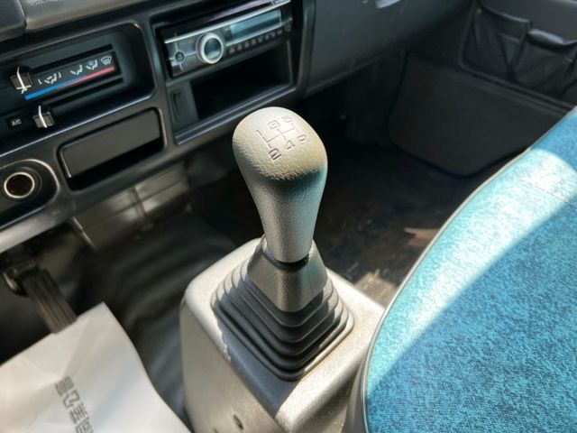 Mitsubishi  Delica  第13張相片