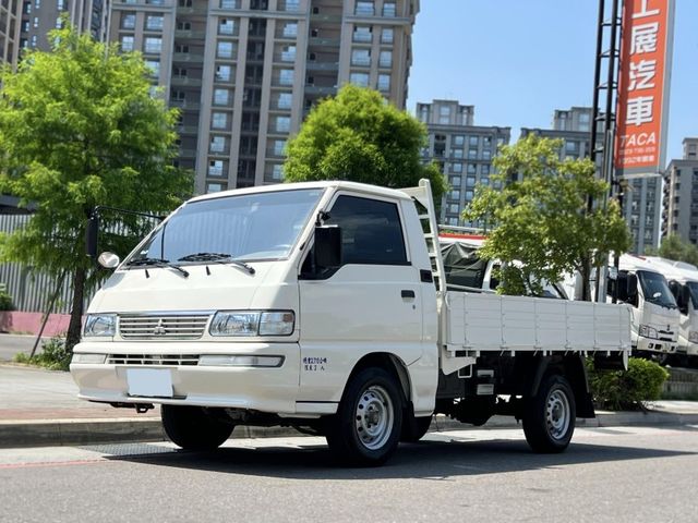 Mitsubishi  Delica  第1張相片