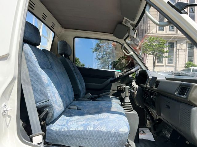 Mitsubishi  Delica  第7張相片