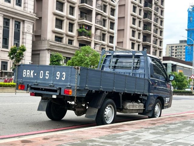 Mitsubishi  Delica  第3張相片