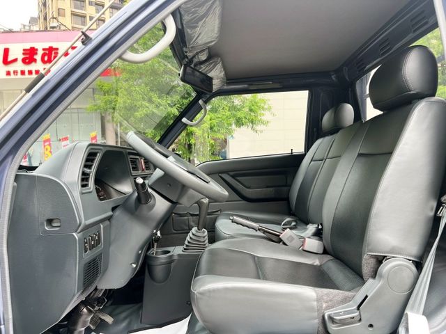 Mitsubishi  Delica  第5張相片