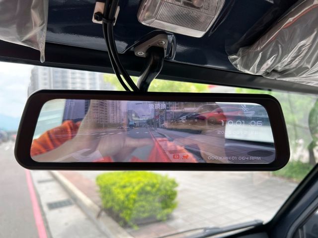 Mitsubishi  Delica  第11張相片