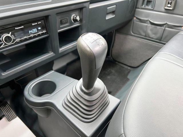 Mitsubishi  Delica  第12張相片