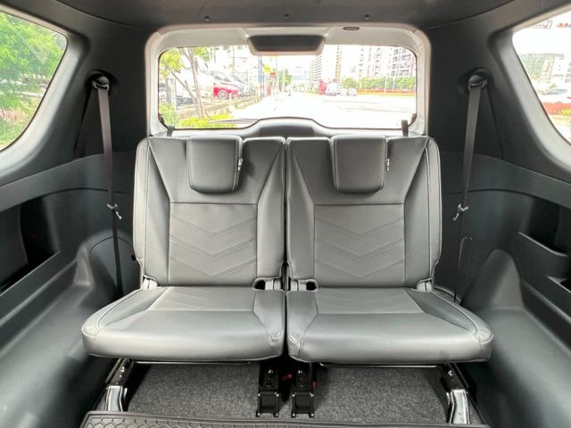 Mitsubishi  Zinger  第10張相片
