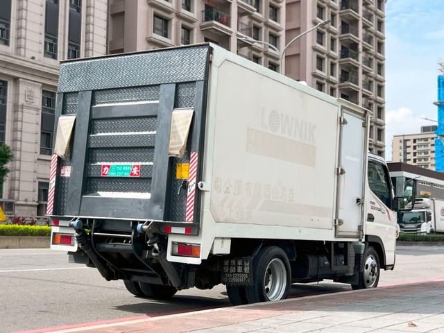 Mitsubishi  Canter  第3張相片