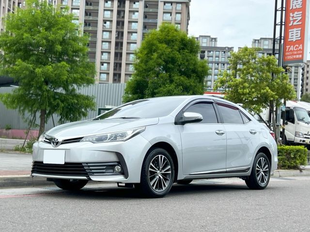 Toyota  Altis  第1張相片