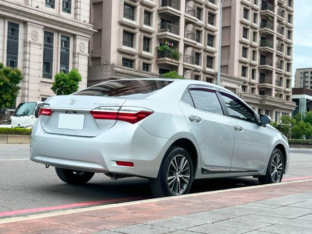 Toyota  Altis  第3張相片