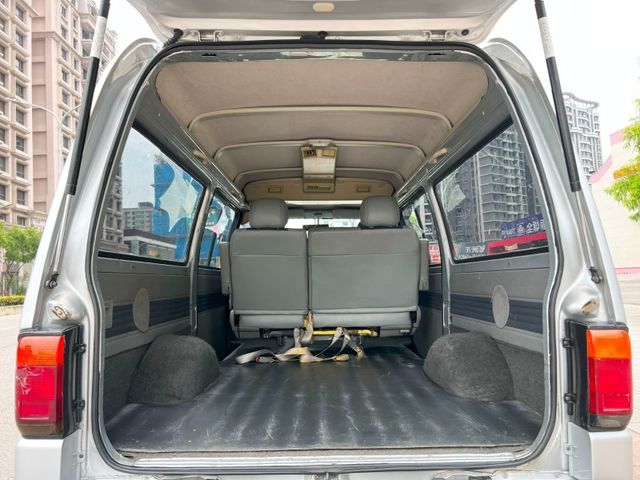 Ford/福特  Econovan  第5張相片