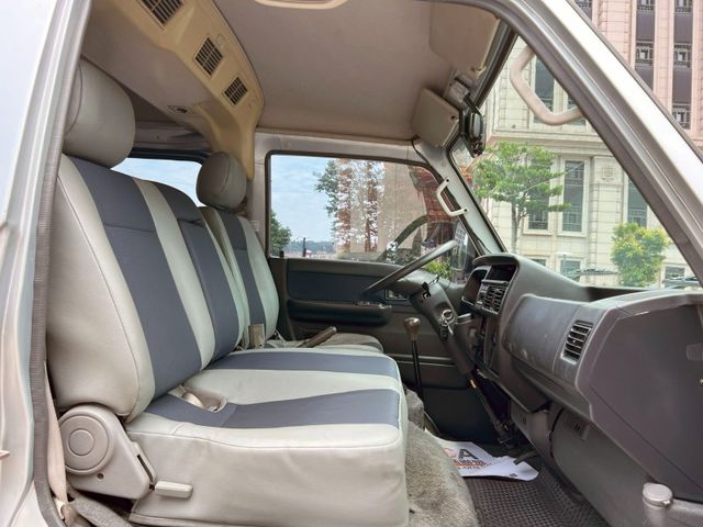 Ford/福特  Econovan  第8張相片
