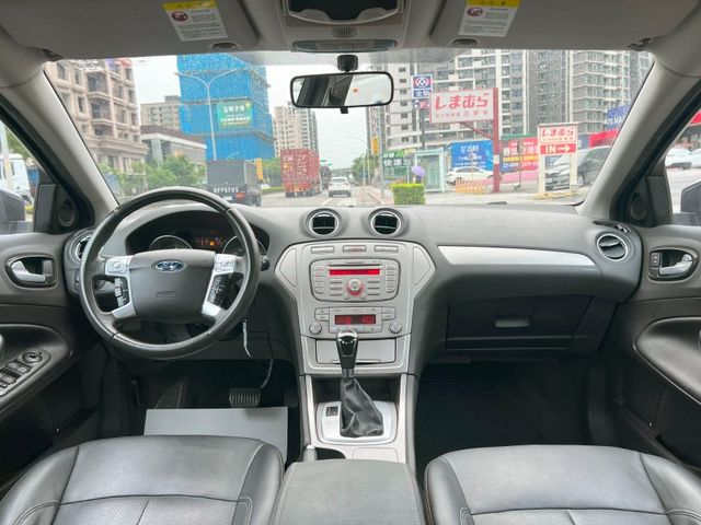 Ford/福特  Mondeo 《全台最佳首選》2010 Ford Mondeo 2.3 經典型 全車超漂亮 只跑12萬 車況一流 福特 轎車 大型  第5張相片