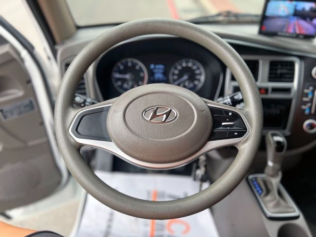 Hyundai  Porter 《只跑3600公里》2022 Hyundai Porter 2.5 自排 大單廂 升降尾門 四面開 現代 小霸王   第13張相片