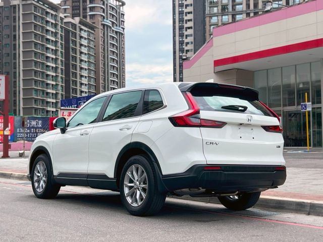 Honda  CR-V 《跟新車只差價錢》2023 Honda CR-V 1.5 VTi-S 只跑1.2萬公里 全車超漂亮 省超過20萬 S  第4張相片