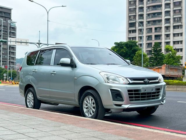 Mitsubishi  Zinger  第2張相片