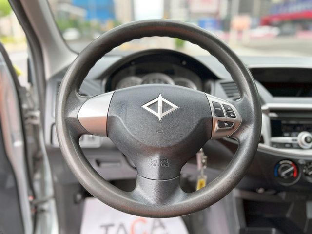 Mitsubishi  Zinger  第11張相片