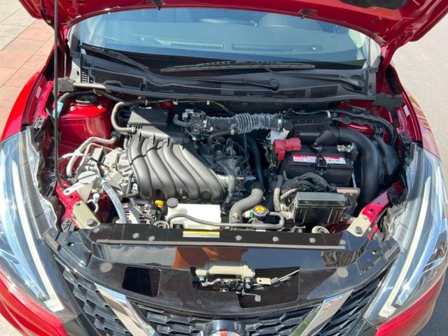 Nissan  Tiida  第18張相片