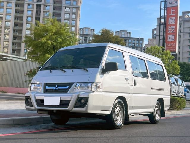 Mitsubishi  Delica  第1張相片