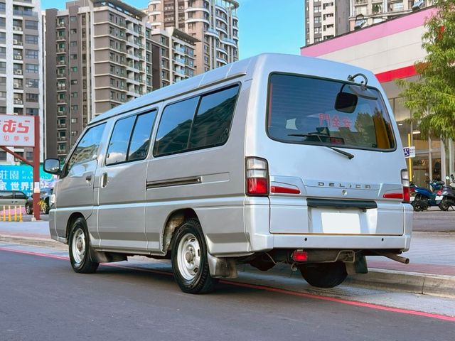 Mitsubishi  Delica  第4張相片