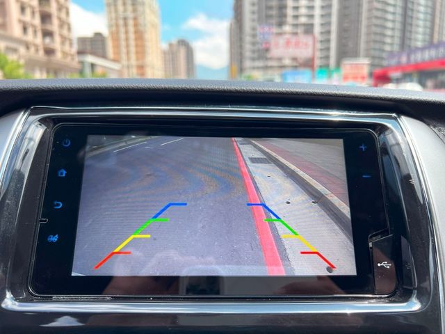 Toyota  Yaris  第14張相片