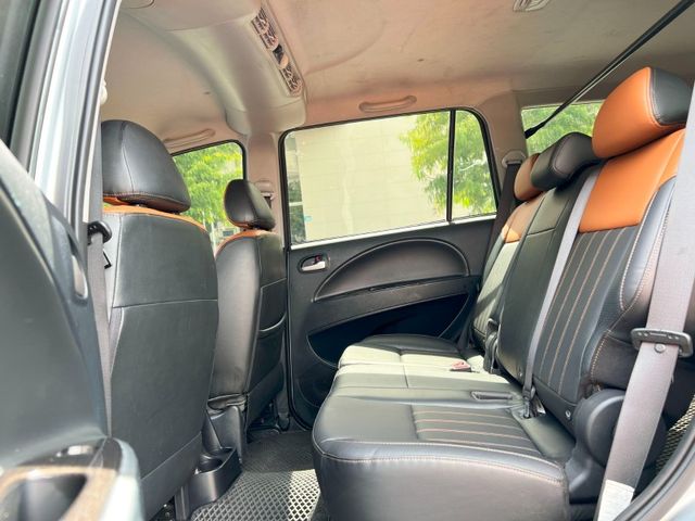 Mitsubishi  Zinger  第8張相片