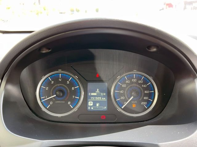 Mitsubishi  Zinger  第12張相片