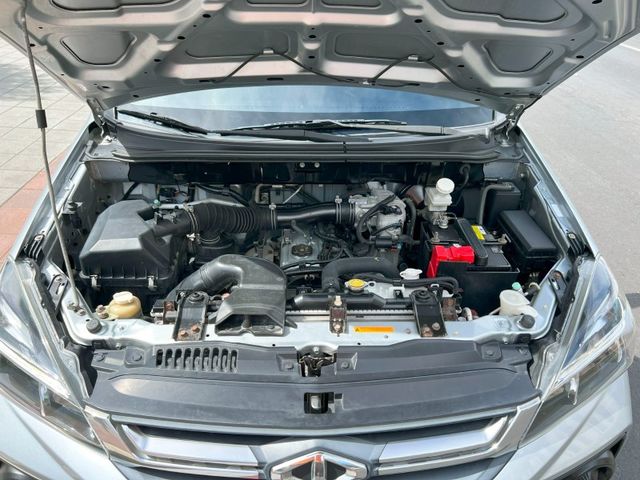 Mitsubishi  Zinger  第16張相片