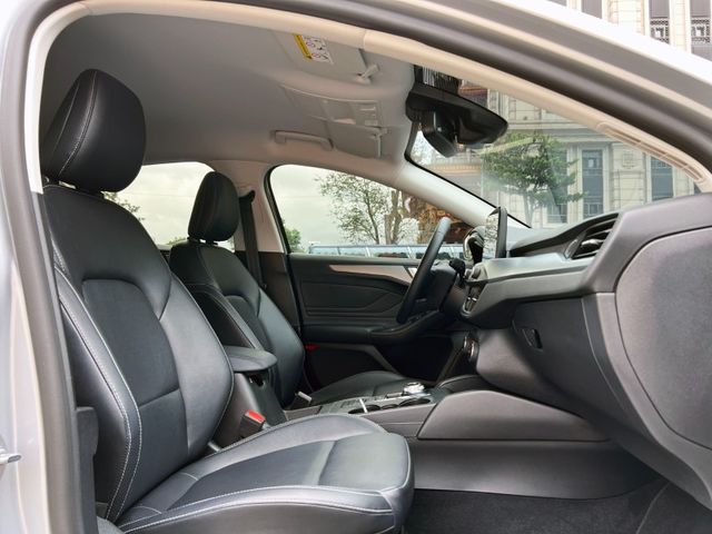 Ford/福特  Focus  第8張相片