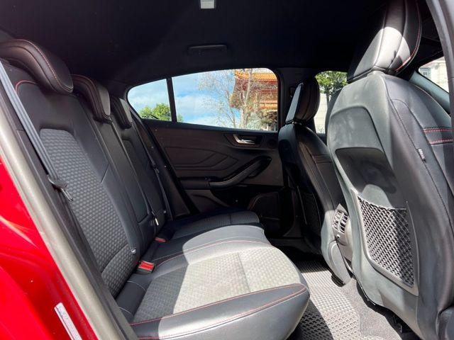 Ford/福特  Focus  第9張相片