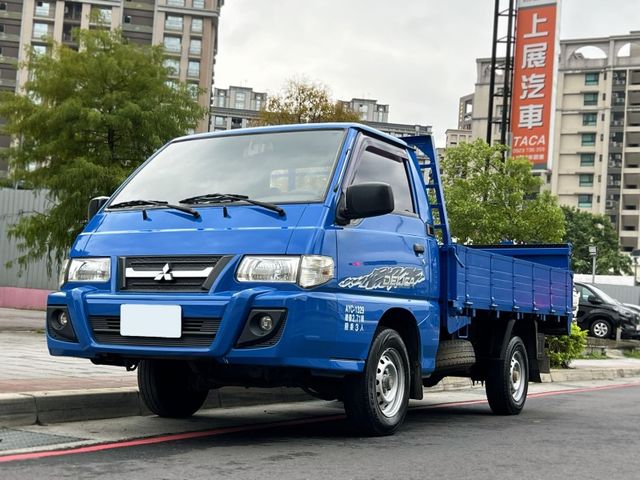 Mitsubishi  Delica  第1張相片