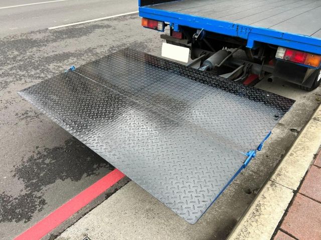 Mitsubishi  Delica  第6張相片