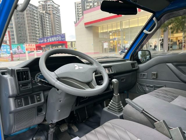 Mitsubishi  Delica  第7張相片