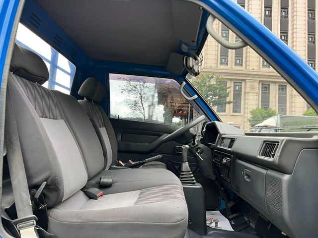 Mitsubishi  Delica  第9張相片