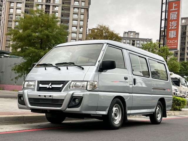 Mitsubishi  Delica  第1張相片