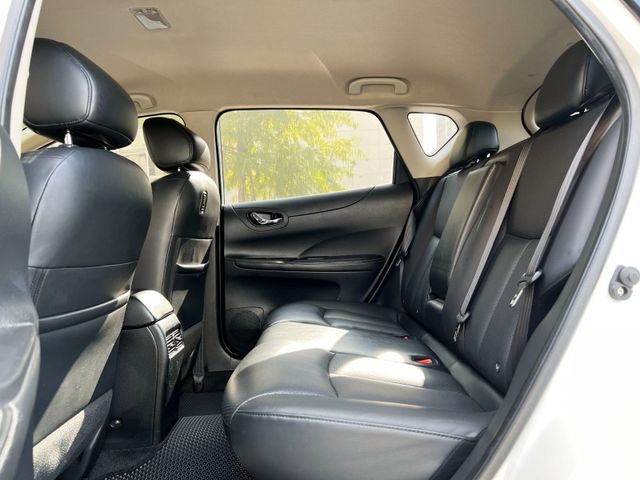 Nissan  Tiida  第7張相片